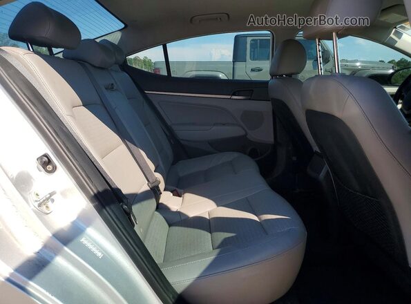 KMHD84LF3HU180074 2017 HYUNDAI ELANTRA Silver Vista de los asientos traseros
