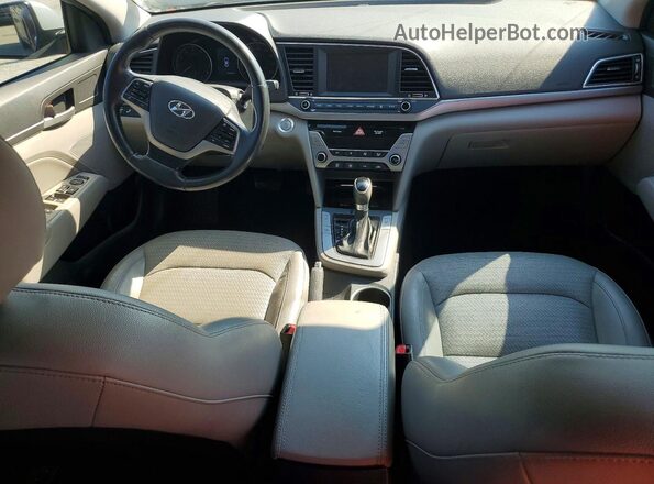 KMHD84LF3HU180074 2017 HYUNDAI ELANTRA Silver Vista del salpicadero