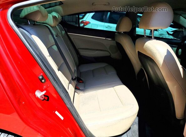 KMHD84LF3HU339286 2017 HYUNDAI ELANTRA Red Հետևի նստատեղերի տեսք