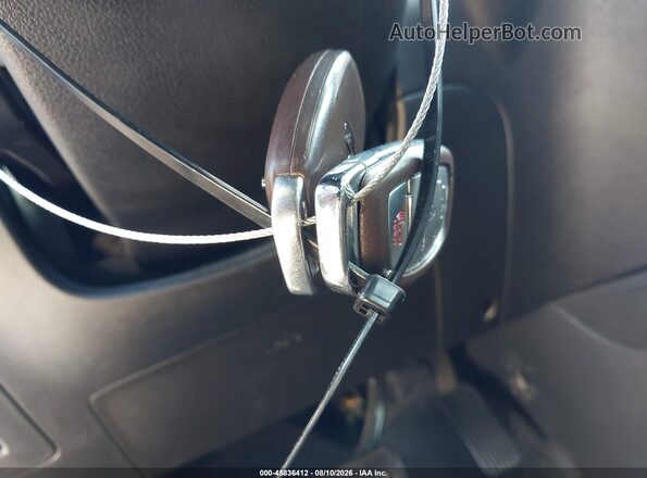 KMHD84LF4HU240816 2017 HYUNDAI ELANTRA Silver Առջևի վահանակի տեսք