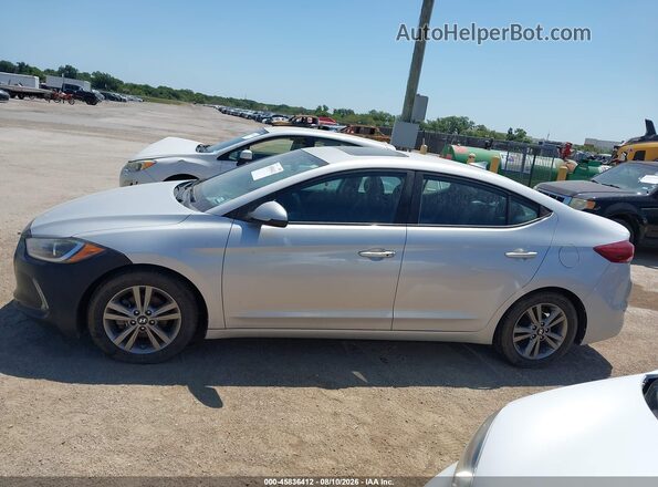 KMHD84LF4HU240816 2017 HYUNDAI ELANTRA Silver Սալոնի 360 աստիճան տեսք
