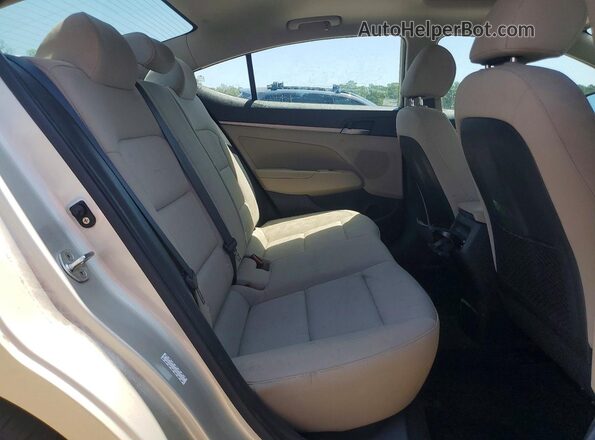 KMHD84LF4HU271984 2017 HYUNDAI ELANTRA Beige Widok tylnych siedzeń