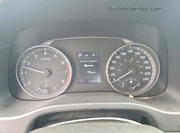 KMHD84LF4HU289899 2017 HYUNDAI ELANTRA Black Widok zestawu wskaźników