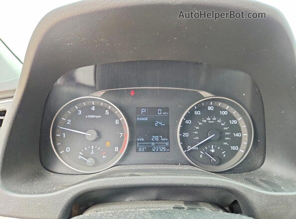 KMHD84LF4HU388917 2017 HYUNDAI ELANTRA Silver Vista del cuadro de instrumentos
