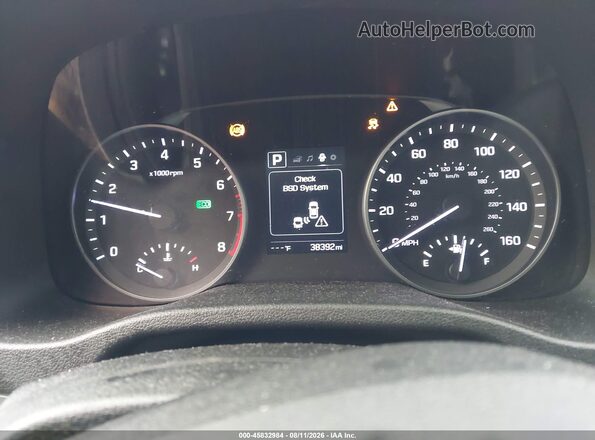 KMHD84LF4JU504137 2018 HYUNDAI ELANTRA Серебряный Вид задних сидений
