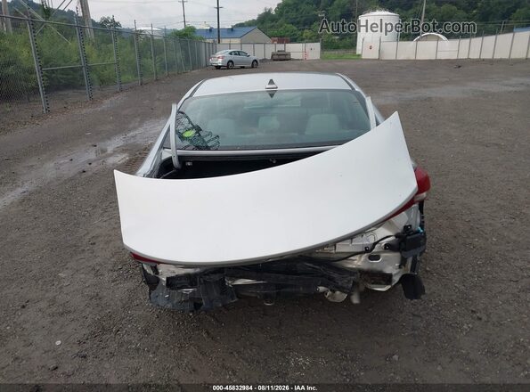KMHD84LF4JU504137 2018 HYUNDAI ELANTRA Серебряный 