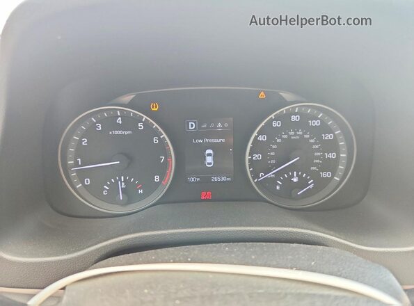 KMHD84LF4JU565701 2018 HYUNDAI ELANTRA Gray Vista del cuadro de instrumentos