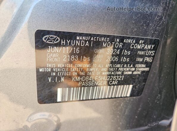 KMHD84LF5HU228321 2017 HYUNDAI ELANTRA Silver Engine compartment view