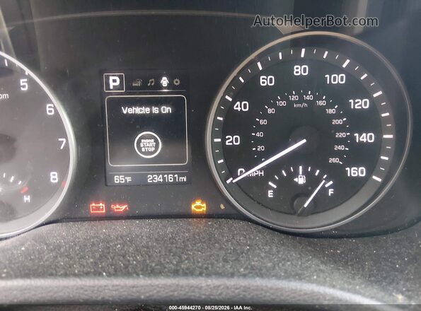 KMHD84LF5HU427577 2017 HYUNDAI ELANTRA Champagne 