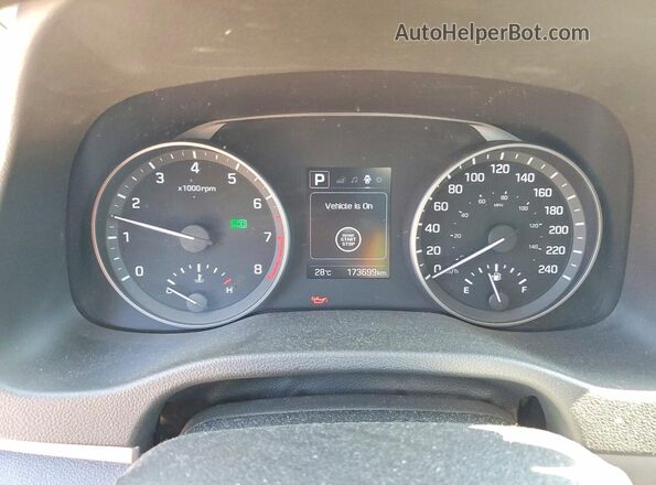 KMHD84LF5JU696233 2018 HYUNDAI ELANTRA Black Instrument cluster view
