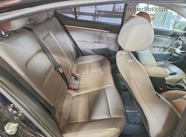 KMHD84LF5LU931555 2020 HYUNDAI ELANTRA Black უკანა სავარძლების ხედი