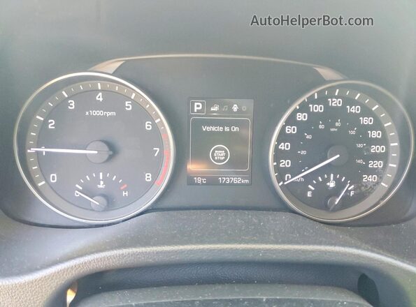 KMHD84LF6HU268505 2017 HYUNDAI ELANTRA Gray Vista del cuadro de instrumentos