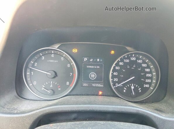 KMHD84LF7HU193376 2017 HYUNDAI ELANTRA Silver Vista del cuadro de instrumentos