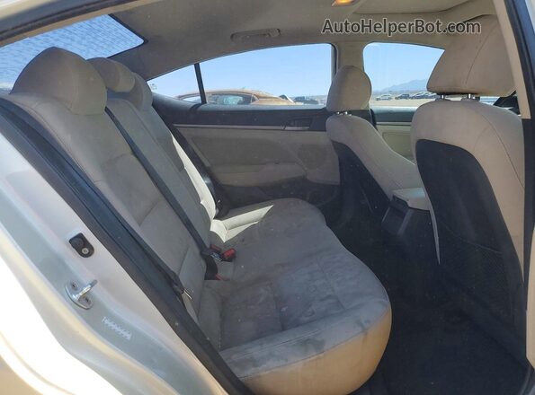 KMHD84LF7HU238431 2017 HYUNDAI ELANTRA Beige Widok tylnych siedzeń
