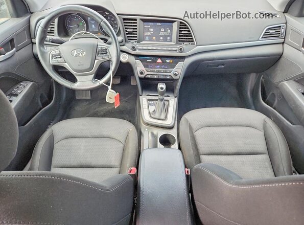 KMHD84LF7HU247050 2017 HYUNDAI ELANTRA Silver Dashboard view