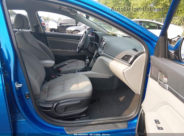 KMHD84LF8HU106388 2017 HYUNDAI ELANTRA Blue Vista interior delantera