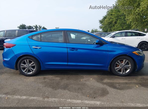 KMHD84LF8HU106388 2017 HYUNDAI ELANTRA Blue Vista interior trasera