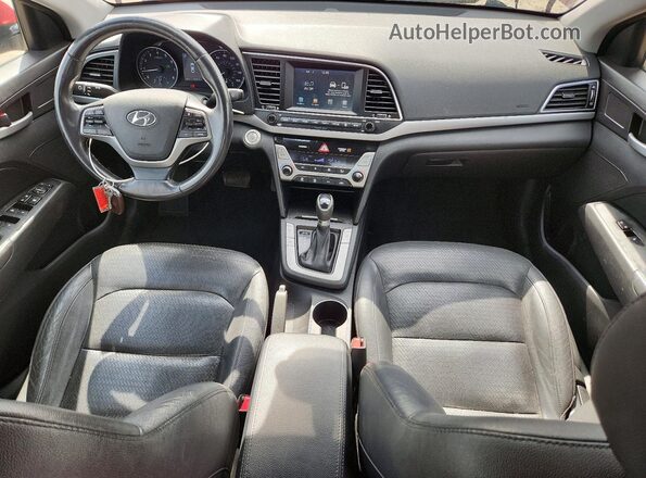 KMHD84LF8HU210332 2017 HYUNDAI ELANTRA Красный Вид панели приборов