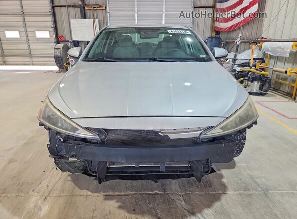KMHD84LF8KU843503 2019 HYUNDAI ELANTRA Серебряный Вид спереди