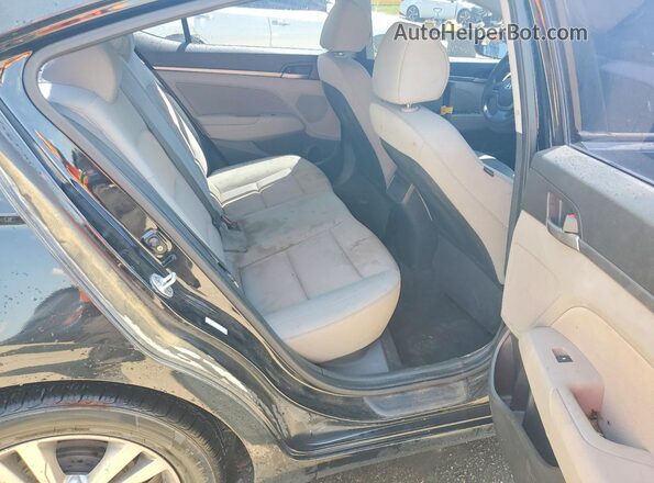 KMHD84LF9HU074857 2017 HYUNDAI ELANTRA Black Հետևի նստատեղերի տեսք