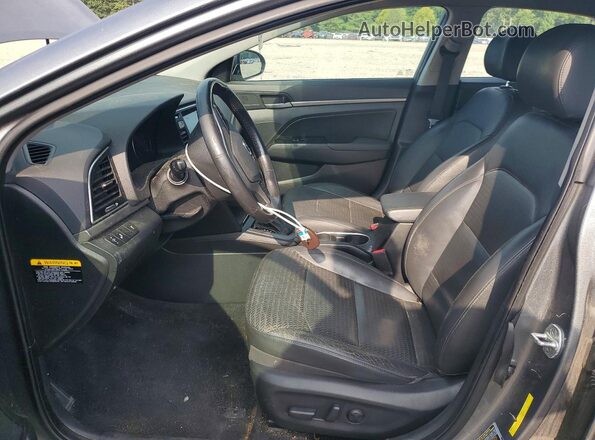 KMHD84LFXHU263792 2017 HYUNDAI ELANTRA Silver Vista interior delantera