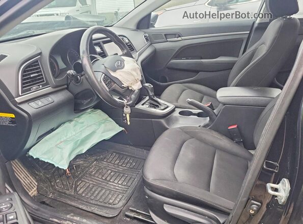 KMHD84LFXHU401475 2017 HYUNDAI ELANTRA Black წინა სალონის ხედი