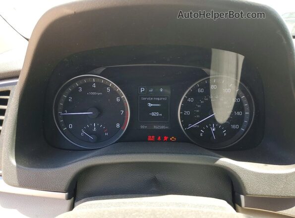 KMHD84LFXJU474576 2018 HYUNDAI ELANTRA Silver Vista del cuadro de instrumentos