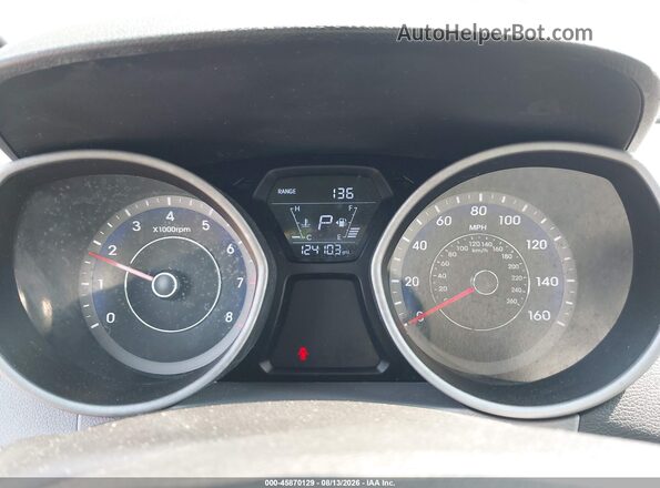 KMHDH4AE0GU526025 2016 HYUNDAI ELANTRA Red Հետևի նստատեղերի տեսք