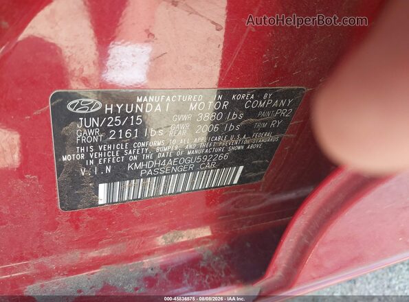 KMHDH4AE0GU592266 2016 HYUNDAI ELANTRA Red Widok komory silnika