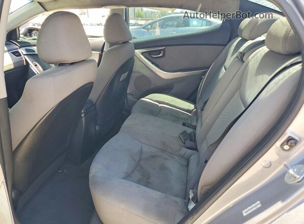 KMHDH4AE1DU966248 2023 HYUNDAI ELANTRA Silver უკანა სავარძლების ხედი