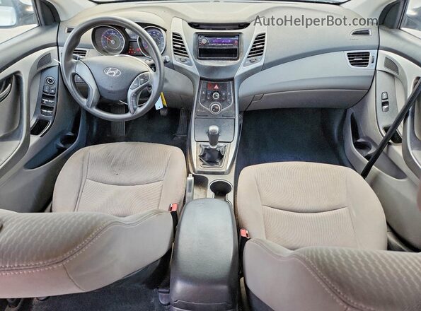 KMHDH4AE1GU475182 2016 HYUNDAI ELANTRA Silver Dashboard view