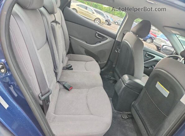 KMHDH4AE3GU557303 2016 HYUNDAI ELANTRA Blue Вид задніх сидінь