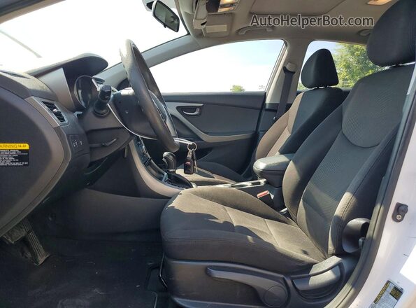 KMHDH4AE3GU569841 2016 HYUNDAI ELANTRA White წინა სალონის ხედი