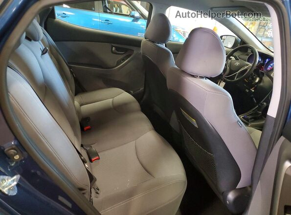 KMHDH4AE4GU531258 2016 HYUNDAI ELANTRA Blue Rear seats view