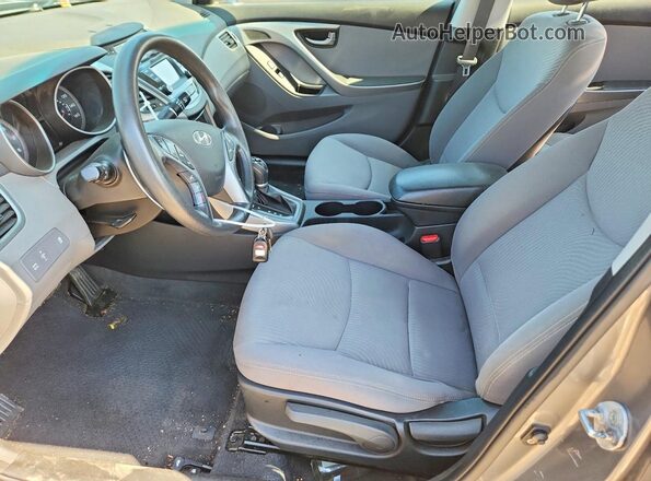 KMHDH4AE4GU567869 2016 HYUNDAI ELANTRA Silver Вид салону спереду
