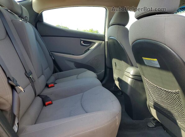 KMHDH4AE5GU531043 2016 HYUNDAI ELANTRA Black Widok tylnych siedzeń