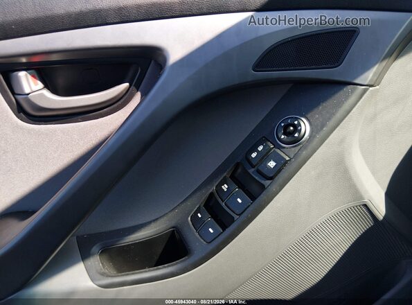 KMHDH4AE7GU571821 2016 HYUNDAI ELANTRA Silver 