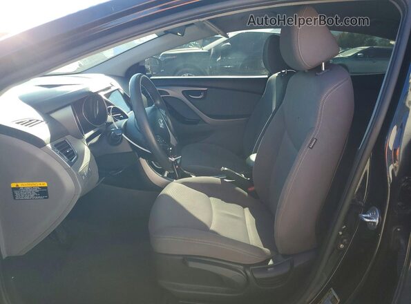 KMHDH4AE7GU588599 2016 HYUNDAI ELANTRA Черный Вид салона спереди