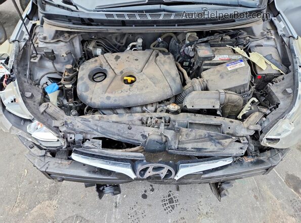 KMHDH4AEXGU477884 2016 HYUNDAI ELANTRA Silver Widok wnętrza z tyłu