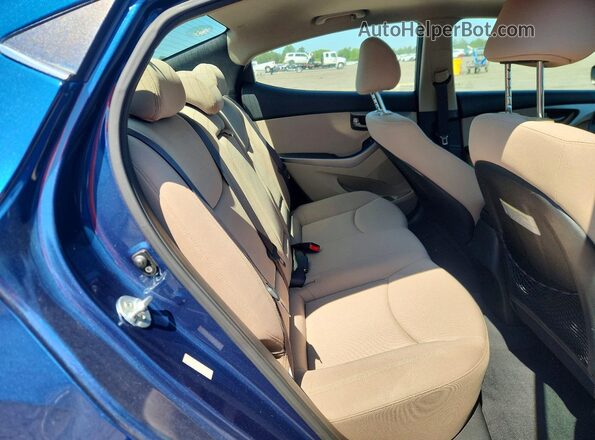 KMHDH4AEXGU557623 2016 HYUNDAI ELANTRA Blue Widok tylnych siedzeń
