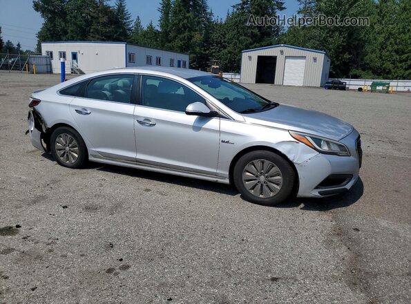 KMHE24L10GA039098 2016 HYUNDAI SONATA Silver Front right