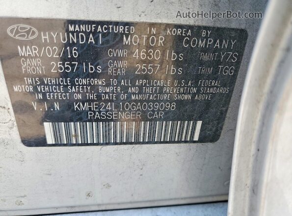 KMHE24L10GA039098 2016 HYUNDAI SONATA Silver Engine compartment view