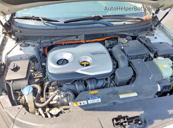 KMHE24L10GA039098 2016 HYUNDAI SONATA Silver Rear interior view