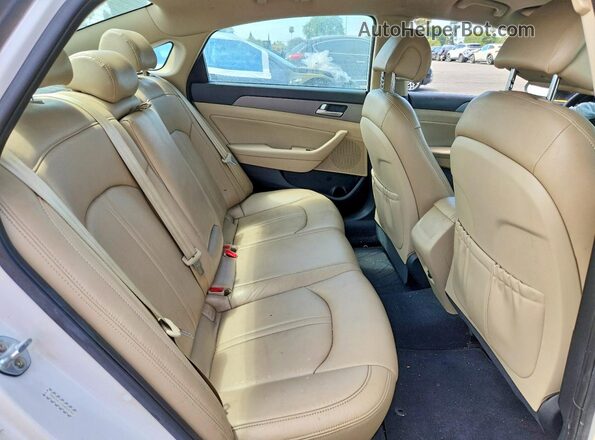 KMHE24L12GA026143 2016 HYUNDAI SONATA White Rear seats view