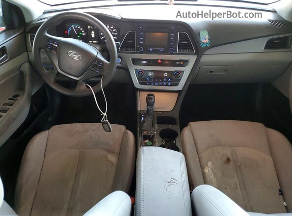 KMHE24L15GA014150 2016 HYUNDAI SONATA Серебряный Вид панели приборов