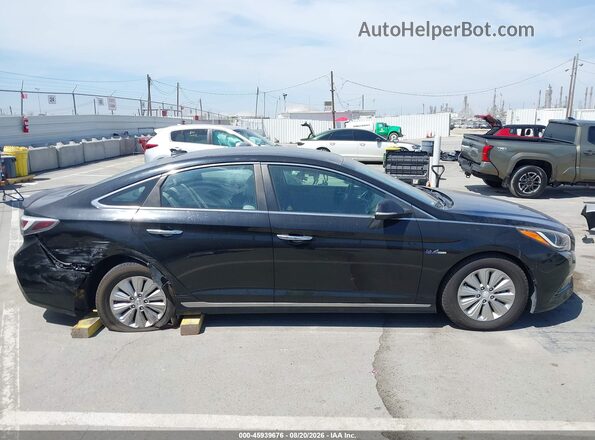 KMHE24L16GA028994 2016 HYUNDAI SONATA HYBRID Black Rear interior view
