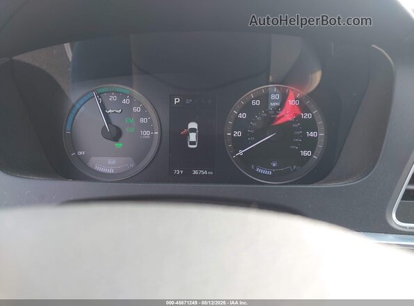 KMHE24L18HA044048 2017 HYUNDAI SONATA HYBRID White Widok tylnych siedzeń
