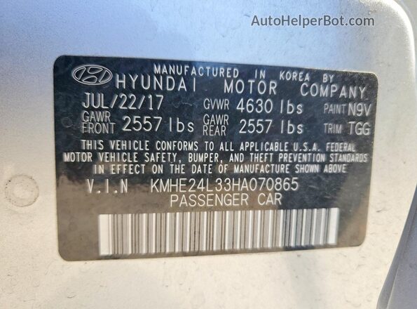 KMHE24L33HA070865 2017 HYUNDAI SONATA Silver Widok komory silnika