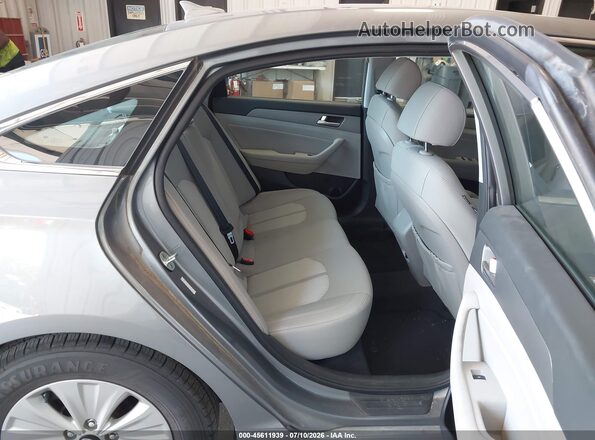 KMHE24L33JA083752 2018 HYUNDAI SONATA HYBRID Gray Вид наклейки з VIN-кодом
