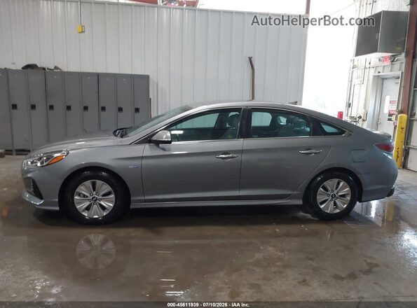 KMHE24L33JA083752 2018 HYUNDAI SONATA HYBRID Gray 